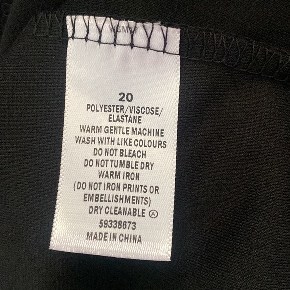 Black Corporate Dress - Size 20 - Picture 7 of 7